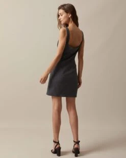 The Black Square Neck Sleeveless Mini Dress -Outlet Dress Mix Up Store 0325 18310 853602