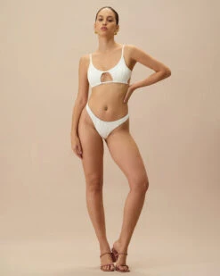 The White Water Ripple Cut-Out Bikini Top 10 The White Water Ripple Cut-Out Bikini Top -Outlet Dress Mix Up Store 0529Rihoas 632 34385383 f5e3 440c 8a8a 5775c67259b8