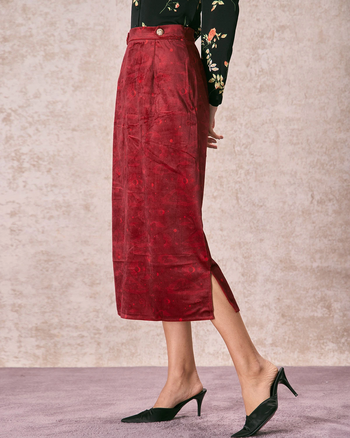 The Wine Red Split Hem Velvet Midi Skirt 2 The Wine Red Split Hem Velvet Midi Skirt - Image 2