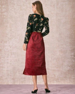 The Wine Red Split Hem Velvet Midi Skirt 11 The Wine Red Split Hem Velvet Midi Skirt -Outlet Dress Mix Up Store 240126 RIHOAS 1169