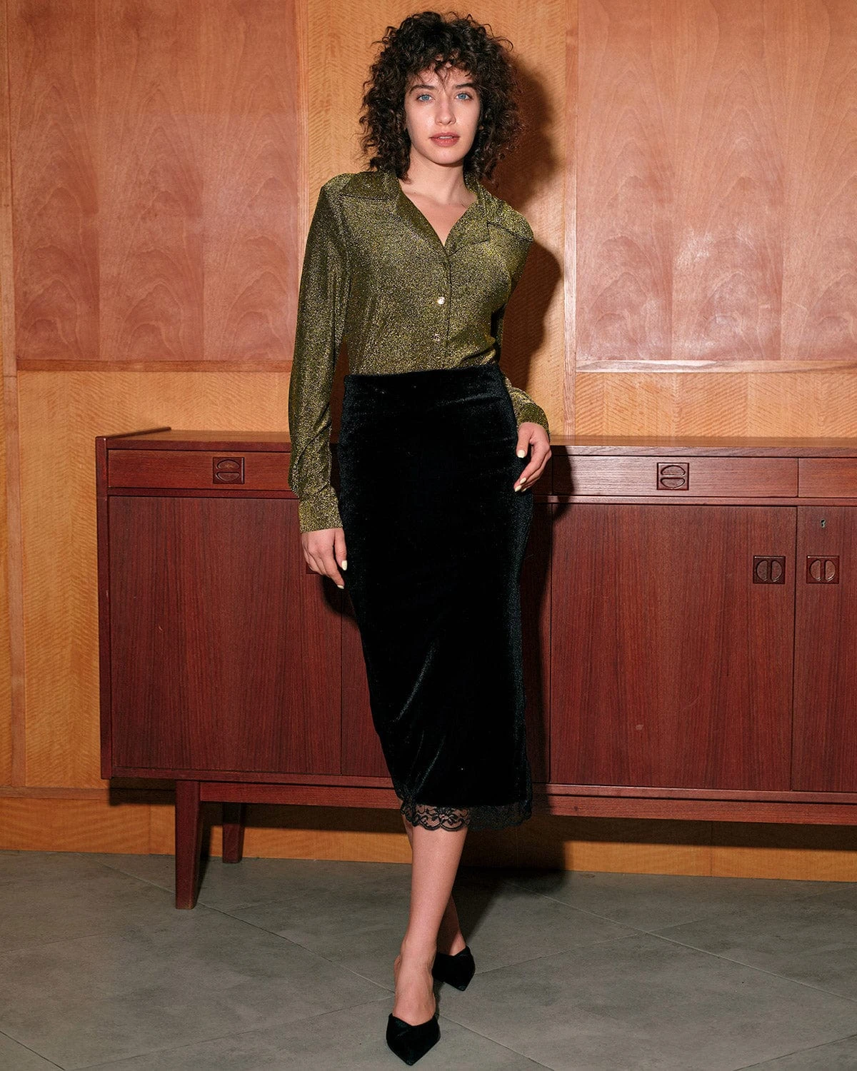 The Collared Button Front Glitter Blouse 4 The Collared Button Front Glitter Blouse - Image 4