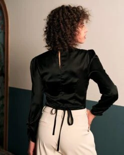 The Solid Puff Sleeve Tie-back Satin Blouse -Outlet Dress Mix Up Store RIHOAS7784