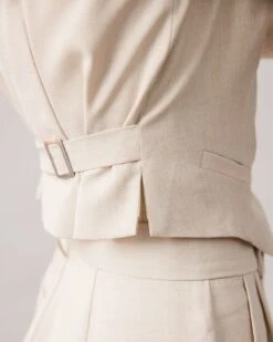 The Apricot Round Neck Button Up Waistcoat -Outlet Dress Mix Up Store the apricot round neck solid vest tops ajabsl 309790