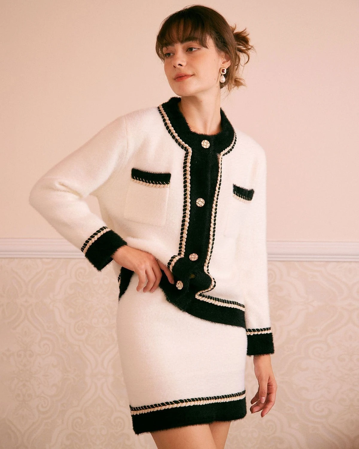 The Beige Round Neck Colorblock Cardigan 3 The Beige Round Neck Colorblock Cardigan - Image 3