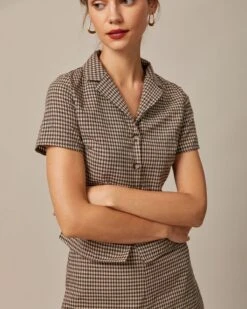 The Brown Lapel Plaid Short Sleeve Blouse -Outlet Dress Mix Up Store the brown collared plaid blouse tops svnsnt 788459