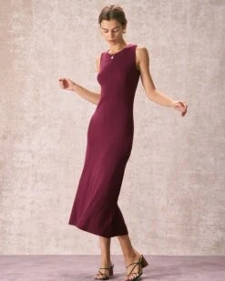 The Burgundy Round Neck Sweater Maxi Dress -Outlet Dress Mix Up Store the burgundy round neck sweater maxi dress dresses cuygdv