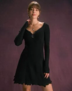The Black Contrast Trim A-Line Knit Mini Dress -Outlet Dress Mix Up Store the contrast trim knitted dress dresses oznrzw
