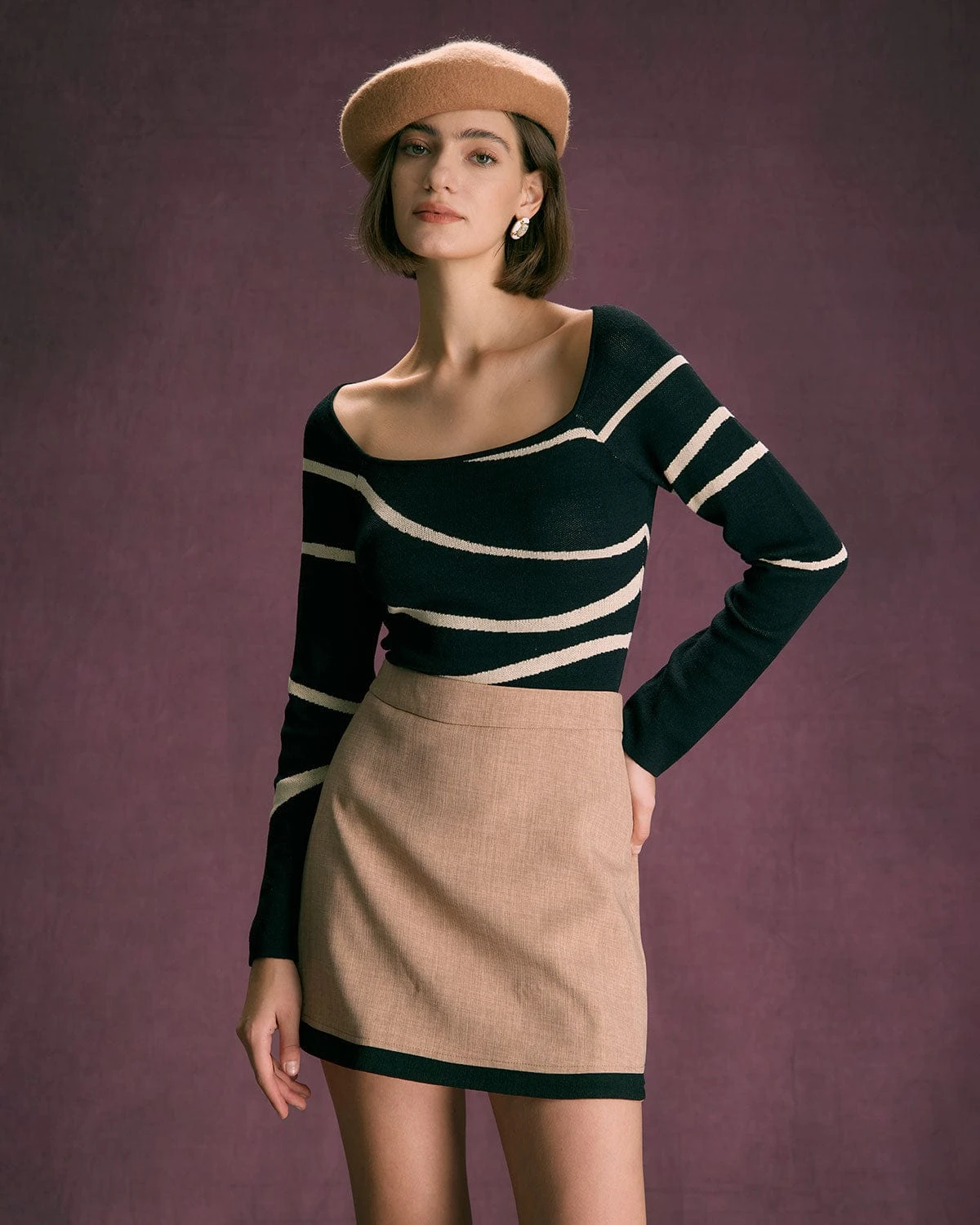 The Khaki High Waisted Contrast Mini Skirt 2 The Khaki High Waisted Contrast Mini Skirt - Image 2