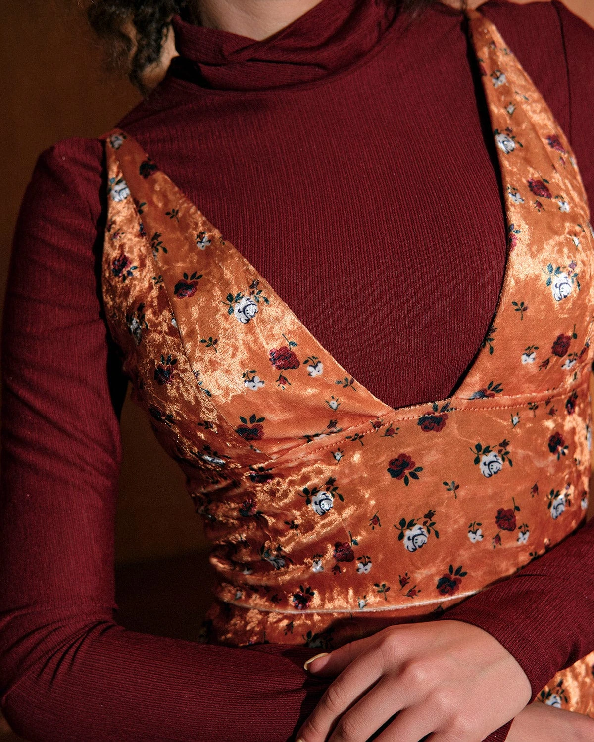 The Floral Printed Velvet Sling Midi Dress 2 The Floral Printed Velvet Sling Midi Dress - Image 2