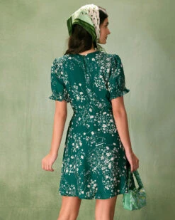The Green Round Neck Floral Mini Dress -Outlet Dress Mix Up Store the green round neck floral mini dress dresses ukk63r
