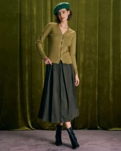 The Green V Neck Long Sleeve Knit Cardigan 11 The Green V Neck Long Sleeve Knit Cardigan -Outlet Dress Mix Up Store the green v neck solid cardigan tops dvswmm