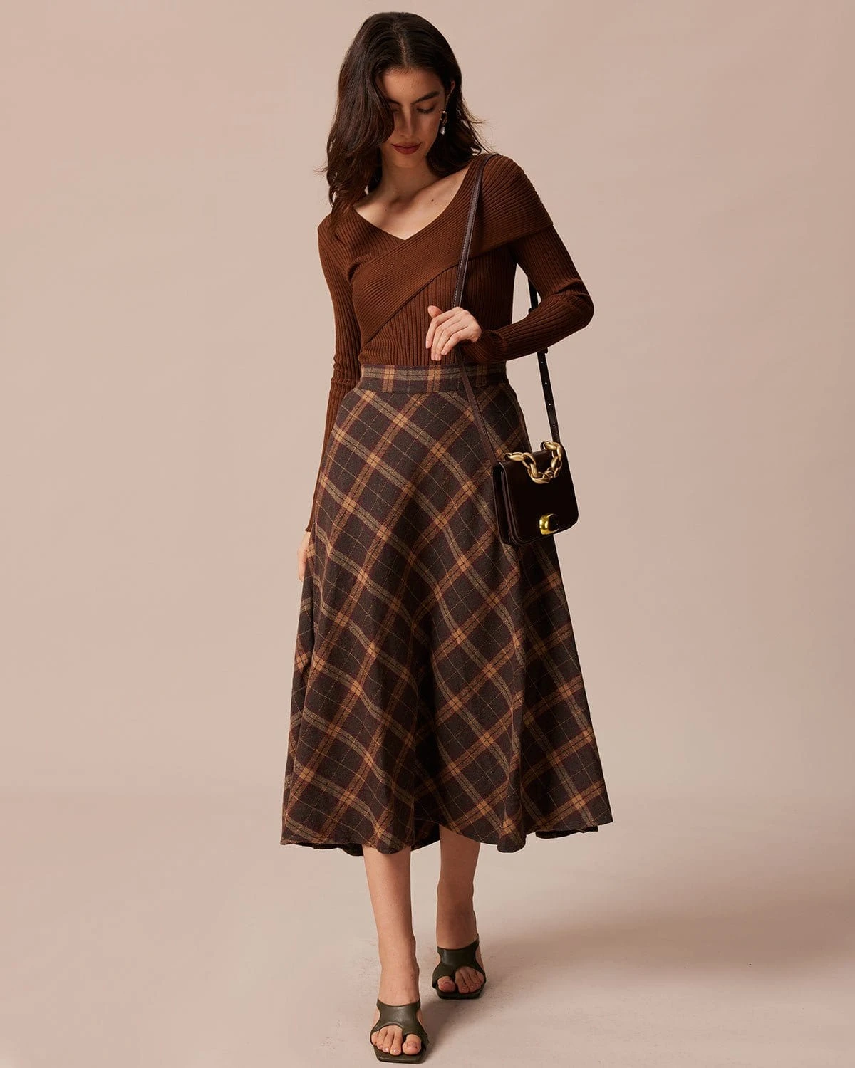 The Brown Elastic Waist Plaid A-Line Midi Skirt 2 The Brown Elastic Waist Plaid A-Line Midi Skirt - Image 2