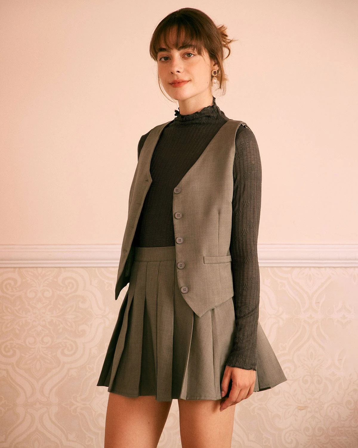 The Khaki Natural Waist Pleated Mini Skirt 4 The Khaki Natural Waist Pleated Mini Skirt - Image 4