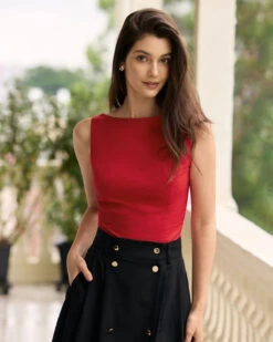 The Red Boat Neck Linen Tank Top