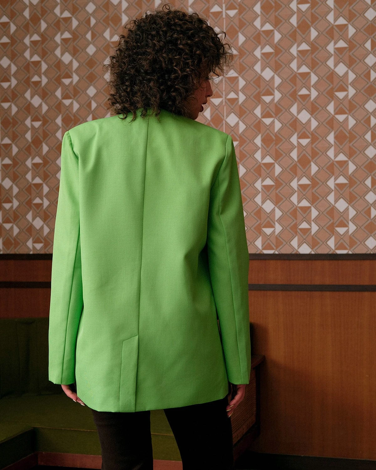 The Solid V Neck Button-up Blazer 6 The Solid V Neck Button-up Blazer - Image 6