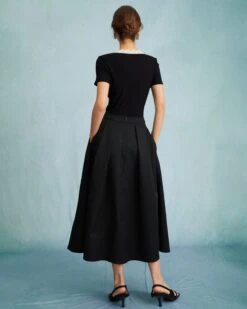The Black High Waisted Pleated Midi Skirt -Outlet Dress Mix Up Store the solid pleated midi skirt bottoms k7scfs 888181
