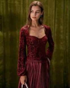 The Red Sweetheart Neck Burnout Blouse -Outlet Dress Mix Up Store the sweetheart neck burnout blouse tops chevcf