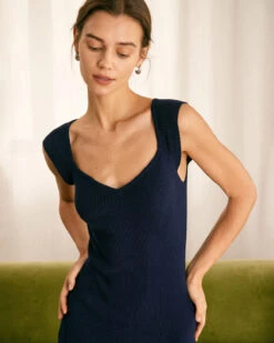 The Navy Sweetheart Neck Sweater Midi Dress 7 The Navy Sweetheart Neck Sweater Midi Dress -Outlet Dress Mix Up Store the sweetheart neck sweater dress dresses ahtwt2