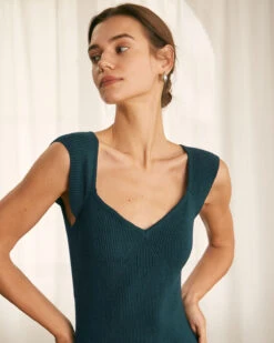 The Dark Green Sweetheart Neck Sweater Midi Dress -Outlet Dress Mix Up Store the sweetheart neck sweater dress dresses bl4hkj 52a39c46 678f 4ce4 9137 dbcaf82e1bf8