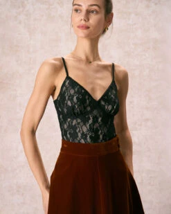 The Black V-Neck Lace Cami Top -Outlet Dress Mix Up Store the v neck lace cami top tops azk4fu