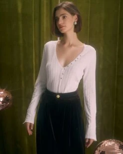 The White V Neck Lace Trim Textured Tee -Outlet Dress Mix Up Store the v neck lace trim textured top tops utyyqf