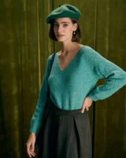 The Green V Neck Ribbed Raglan Sleeve Sweater -Outlet Dress Mix Up Store the v neck raglan sleeve sweater tops cfmmz6