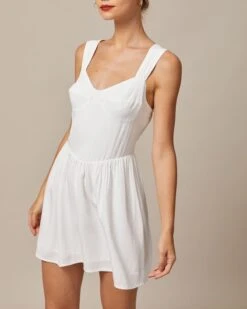 The White Sweetheart Neck A-line Mini Dress -Outlet Dress Mix Up Store the white sweetheart neck solid mini dress dresses uta9vd 171752